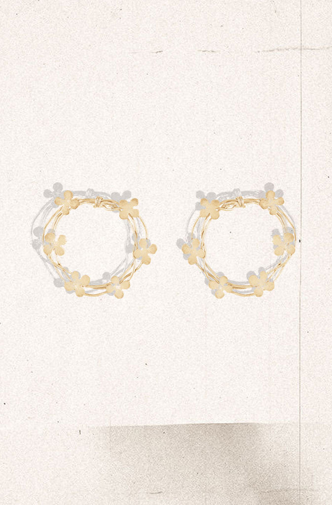 Small Coiled Hoops - GoldEarringsThese hooped earrings are from the collection “Deurali”, which typically means ''a pass between two valleys' and is a symbolic element of transition from one place tGlobalistinaSmall Coiled Hoops - GoldGlobalistina