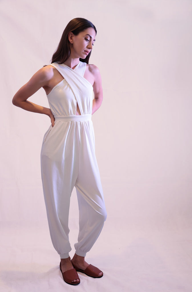 Sohar JumpsuitjumpsuitHigh-wasted jumpsuit in a soft and stretchy cotton/lycra mix.Slightly lowered crotch and tighter ankle hem.The high wasted design creates a visual lengthening of theGlobalistinaSohar JumpsuitGlobalistina