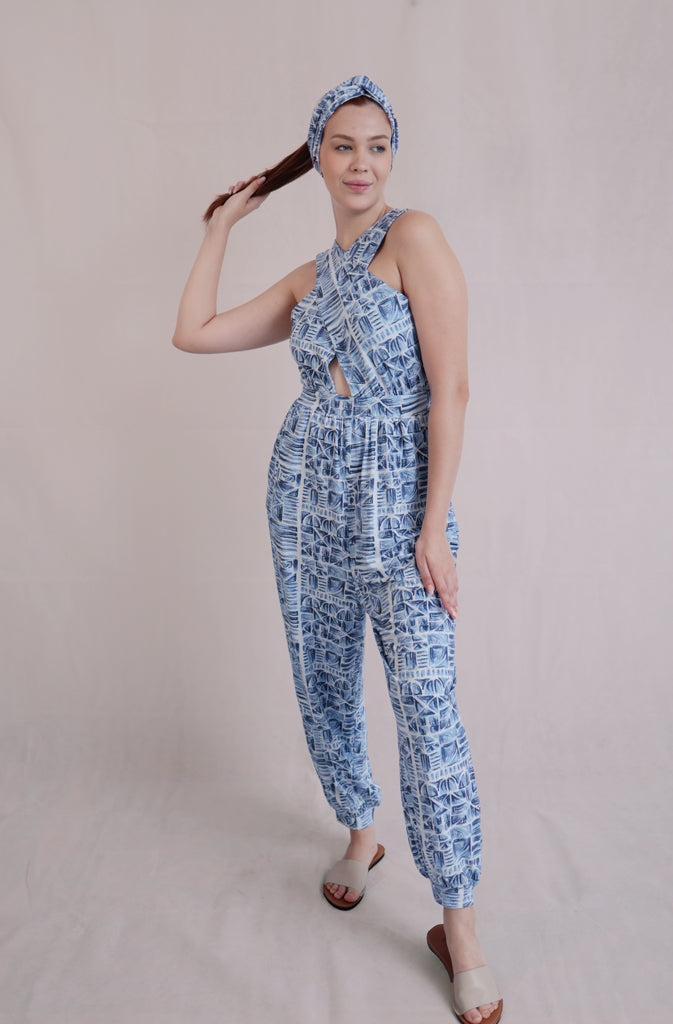 Sohar JumpsuitjumpsuitHigh-wasted jumpsuit in a soft and stretchy cotton/lycra mix.Slightly lowered crotch and tighter ankle hem.The high wasted design creates a visual lengthening of theGlobalistinaSohar JumpsuitGlobalistina