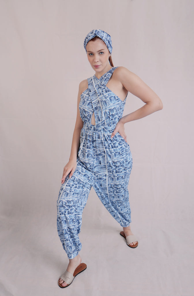 Sohar JumpsuitjumpsuitHigh-wasted jumpsuit in a soft and stretchy cotton/lycra mix.Slightly lowered crotch and tighter ankle hem.The high wasted design creates a visual lengthening of theGlobalistinaSohar JumpsuitGlobalistina