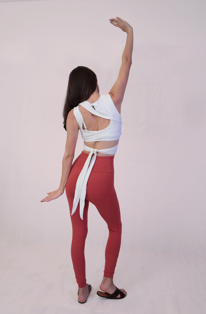 Lovina LeggingsLeggingsThese leggings went through many hours of Yoga before we gave the green light for production. And here's what we offer you:The softest cotton leggings with that extrGlobalistinaLovina LeggingsGlobalistina